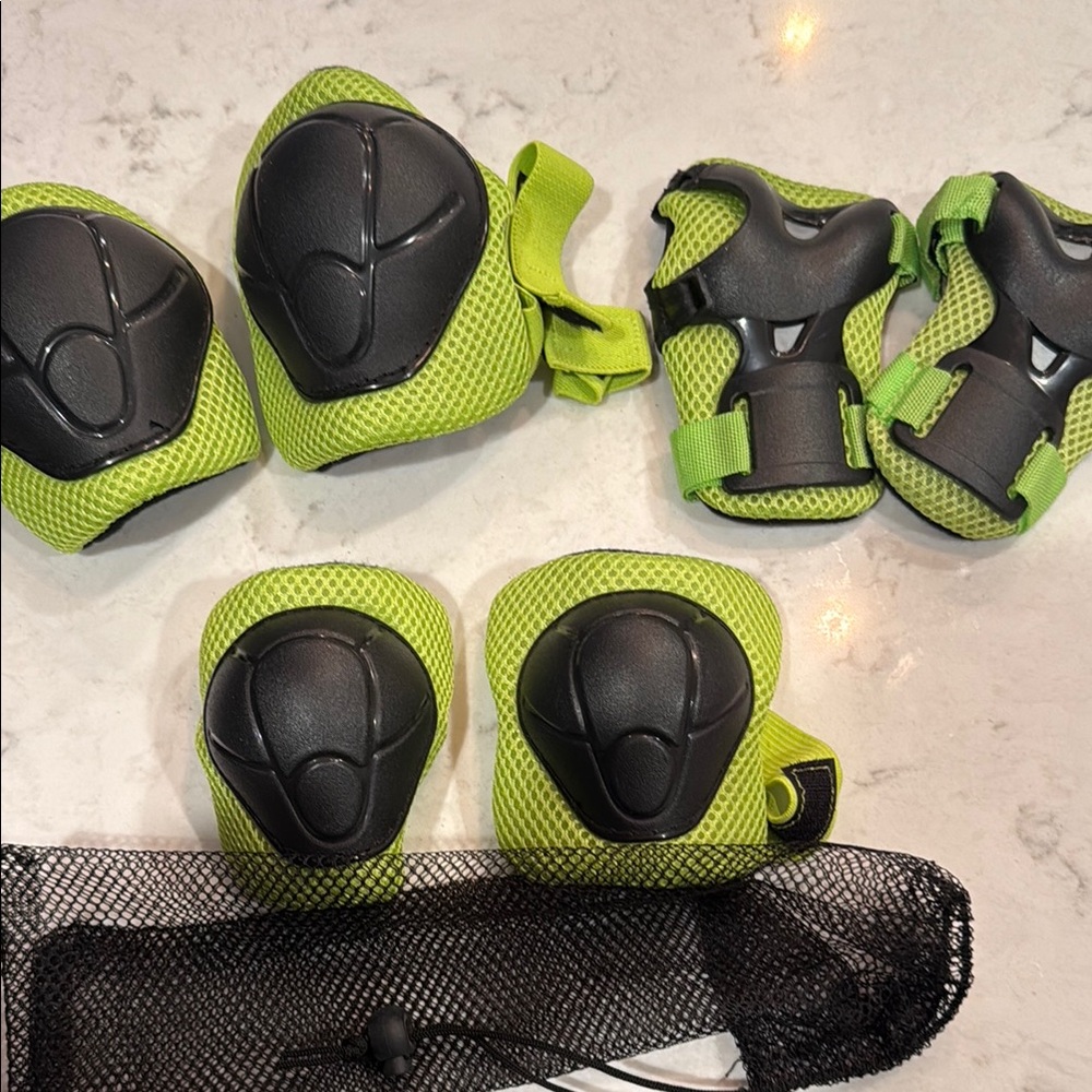 Green and Black Protective Gear Set